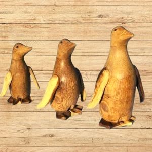Set of 3 wooden penguins